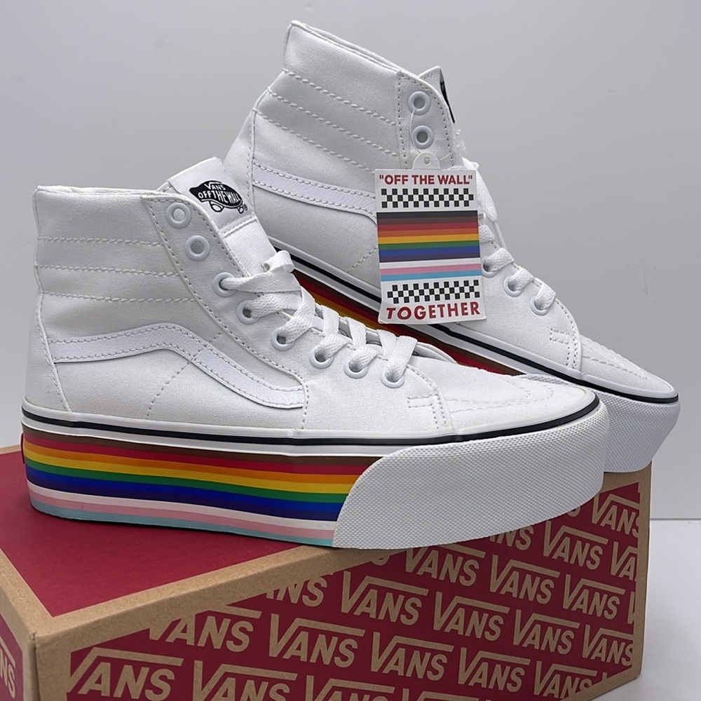 Vans WMNS Sk8-Hi Tapered Pride Rainbow Platform Sneakers
VN0A7Q5PRNC - Picture 7 of 16